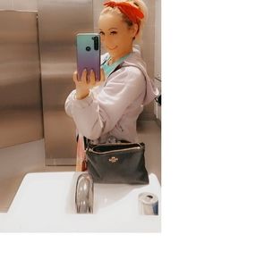 Meet your Posher, Geneva